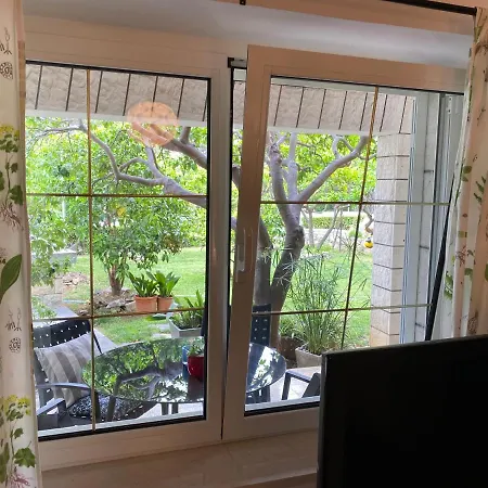 Apartment Terrace *